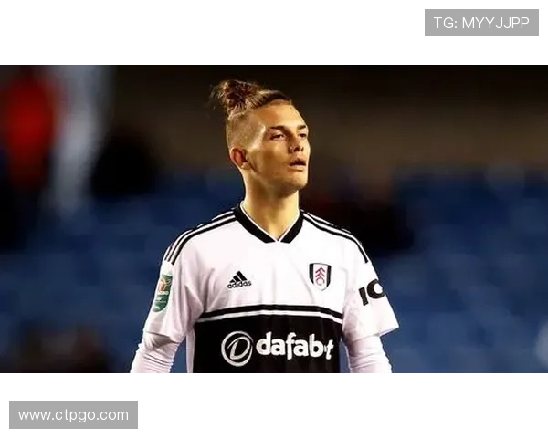 传奇之子启程英格兰U15首秀 传奇之子启程英格兰U15首秀